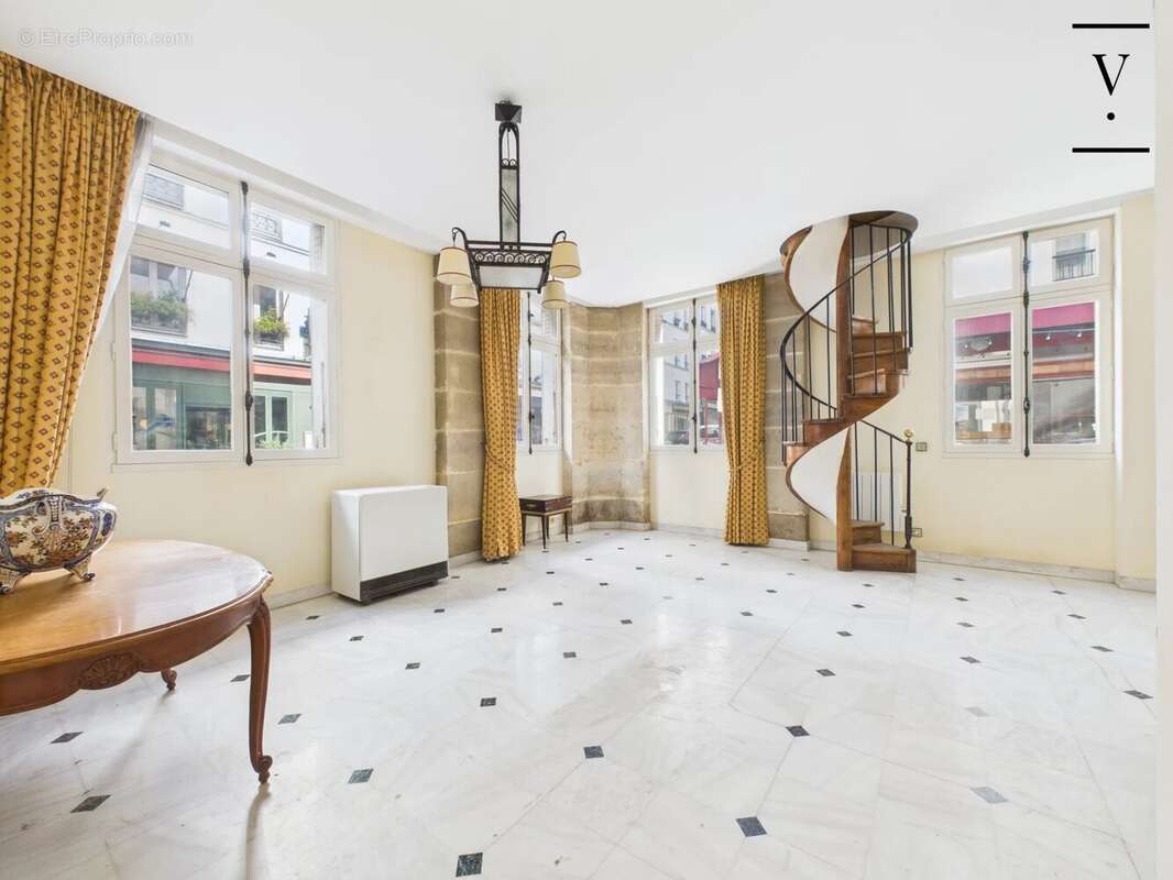 Commerce à PARIS-3E