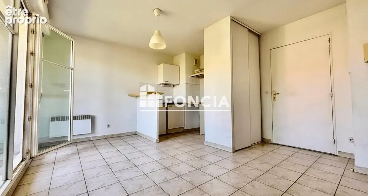 Montpellier : T2 avec terrasse et parking sous-sol, au 5ème étage, libre de suite - photo 6
