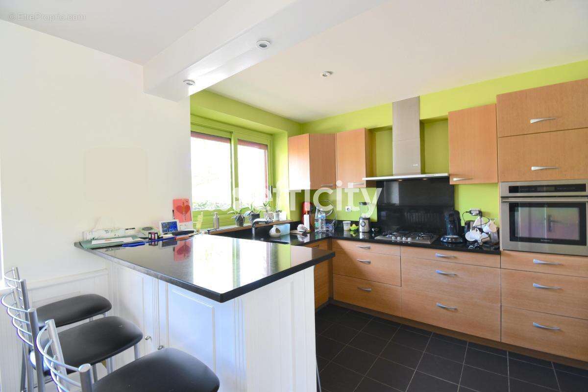 Maison à VAL-D&#039;IZE