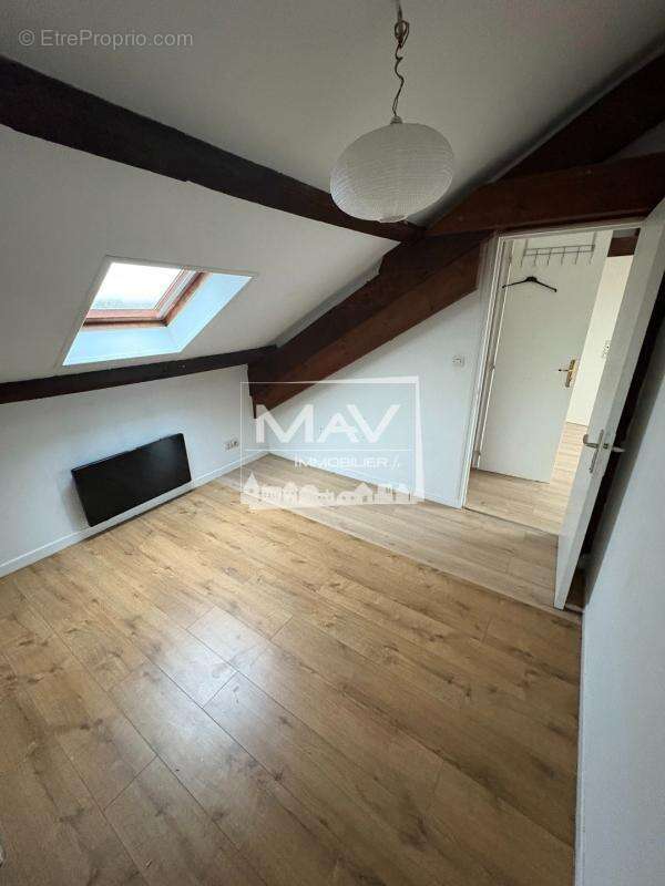 Appartement 3 pièces 35 m² à vendre à Lille (59160) - photo 4