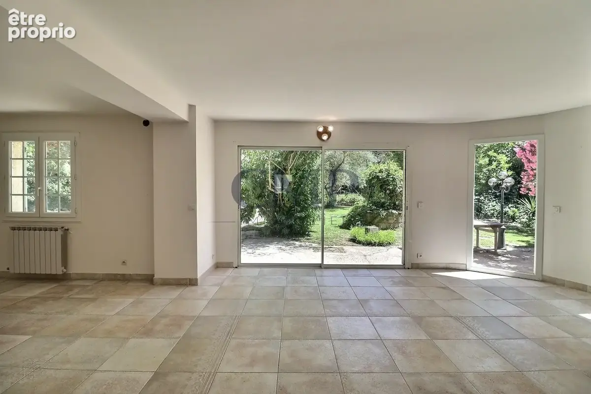 Maison Lattes 6 pièce(s) 165 m2 - 1189 m2 terrain + piscine - photo 8