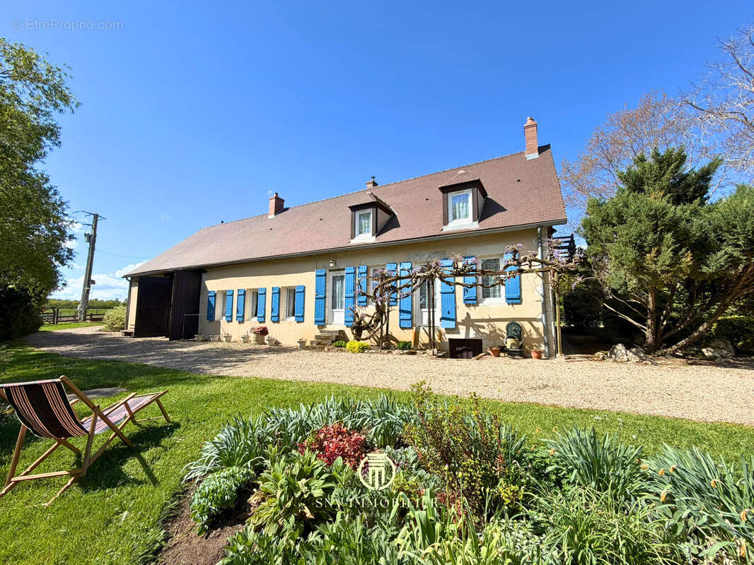 Maison à SAINT-POURCAIN-SUR-SIOULE
