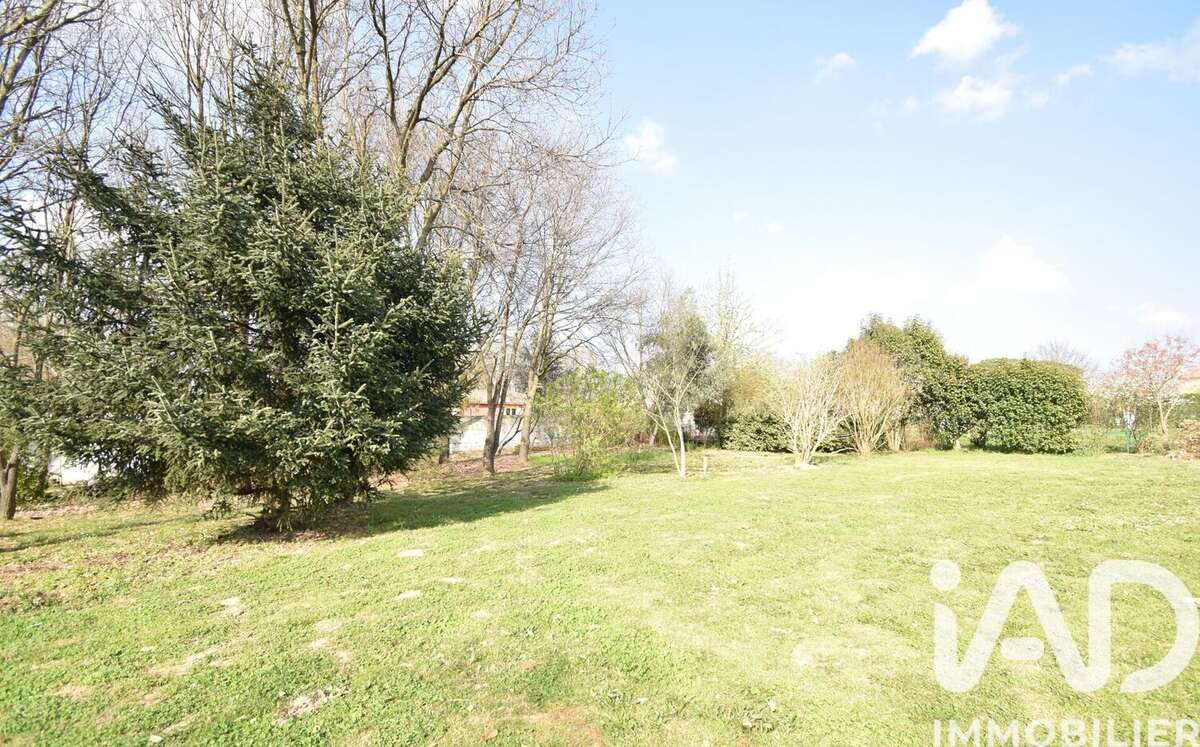 Terrain 1000 m² à Labastide-Clermont  - photo 2
