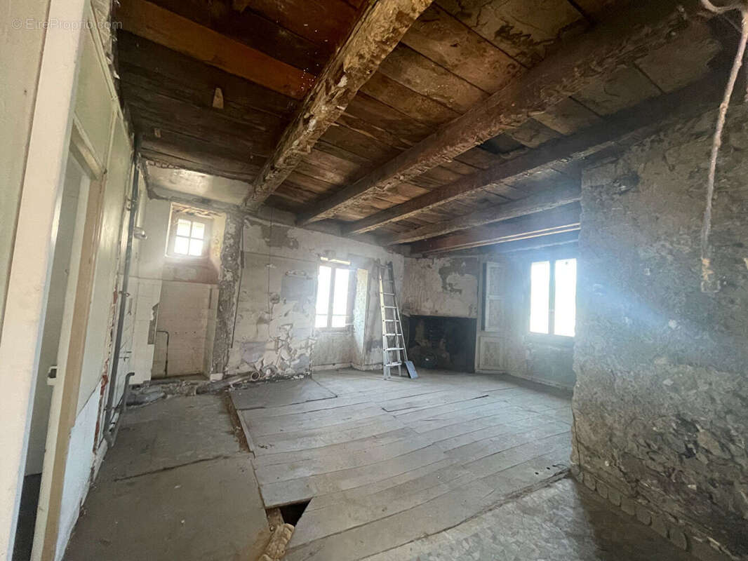 Immeuble Uzerche - photo 10