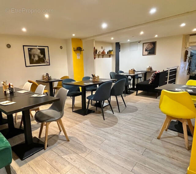 Commerce à MARSEILLE-16E