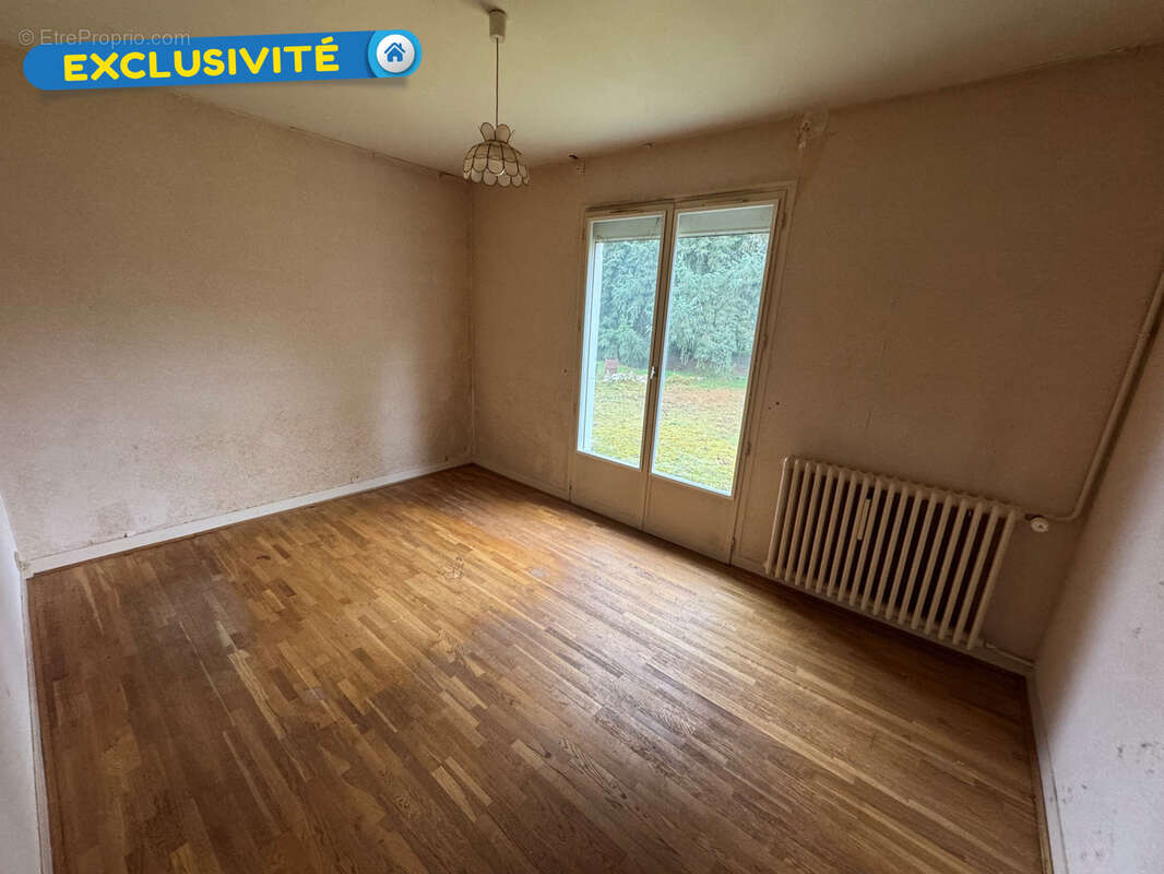 Maison à SAINT-MARTIN-D'ABBAT