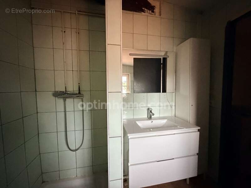 Appartement à LA FLOTTE