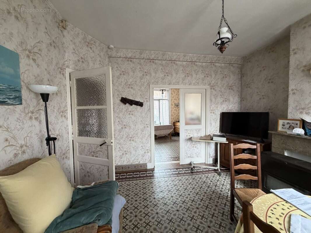 Maison à QUESNOY-SUR-DEULE