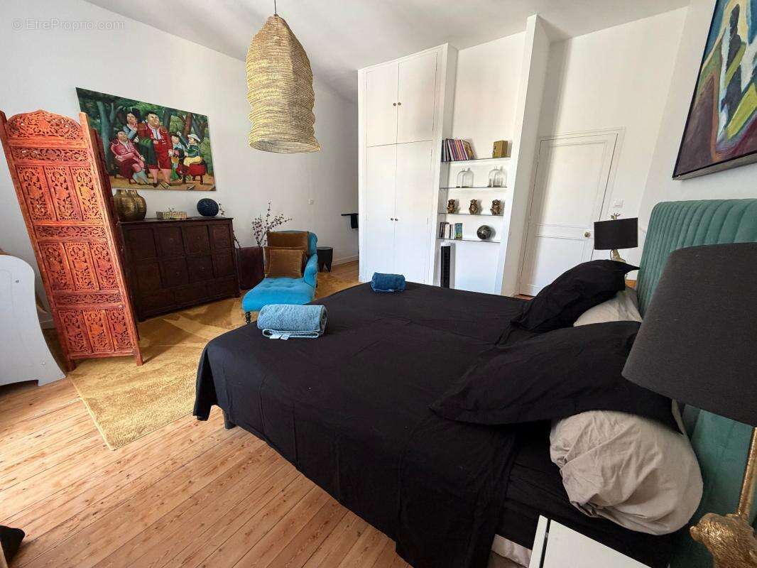 Lucon (85)- coeur de ville - demeure bourgeoise xix d'exception 5 chambres avec piscine sur parc 1440m² - photo 18