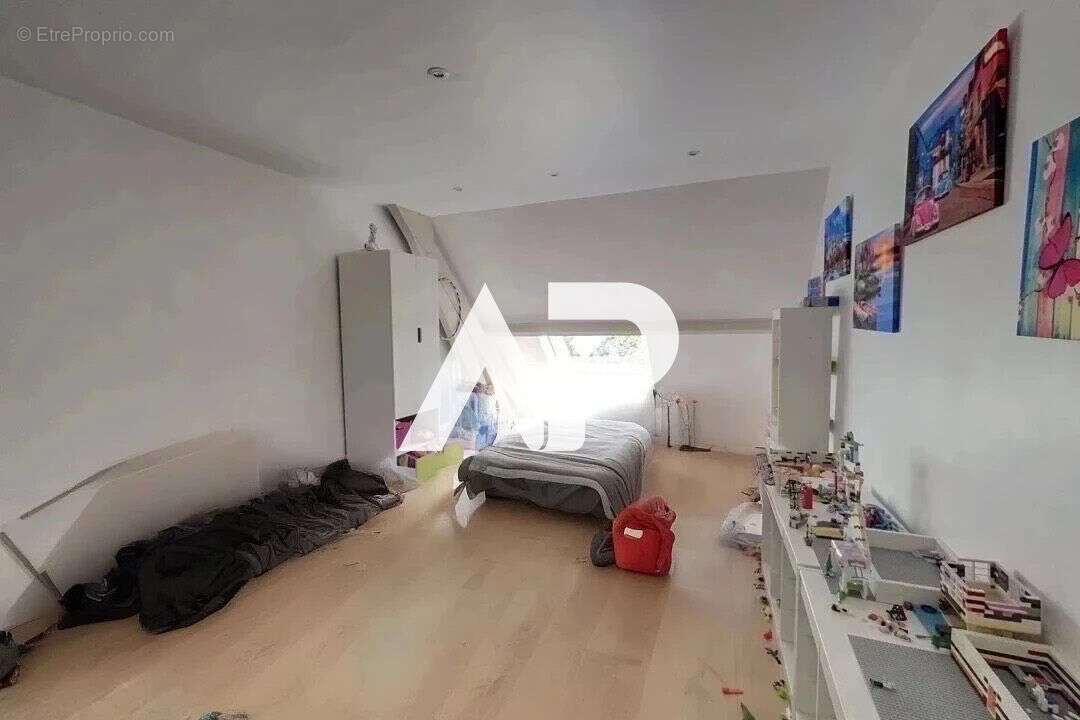 Maison à MONTMORENCY