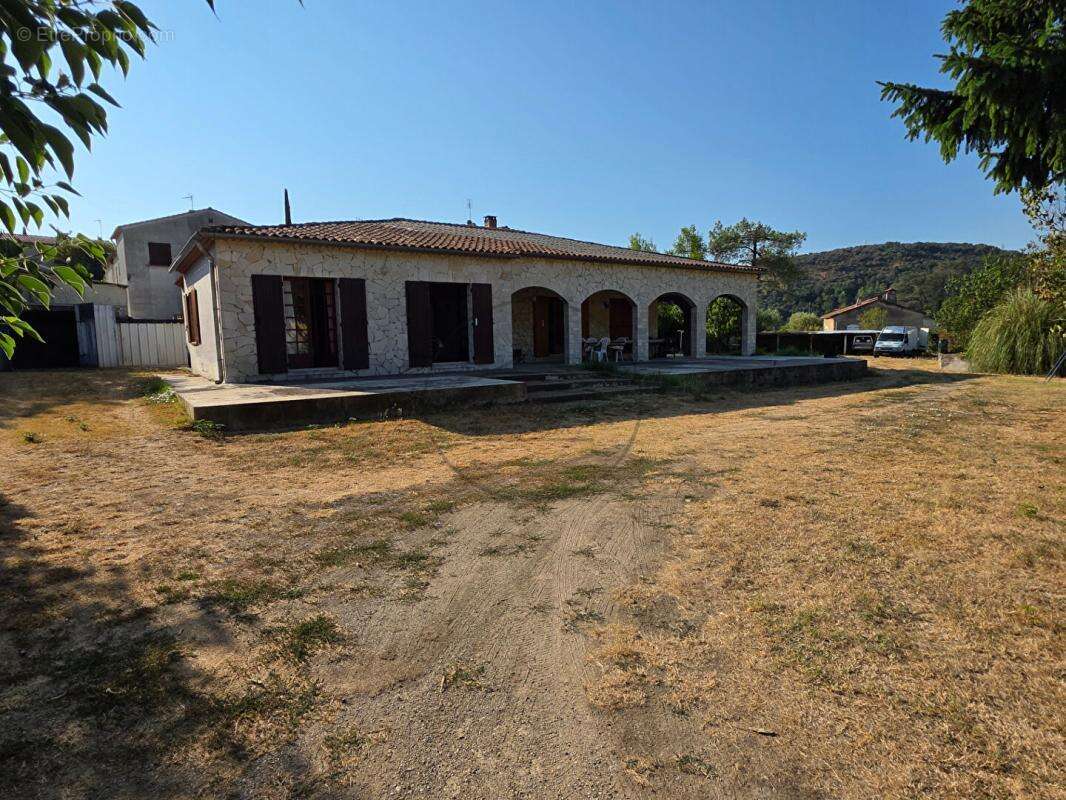 Maison de plain-pied 180 m² sur terrain 2 282 m² en fin d'impasse a saint-ambroix (30500) - photo 11