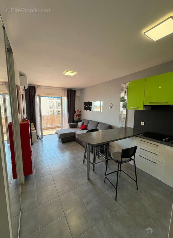 Appartement 34 m² à Cagnes-Sur-Mer  - photo 2