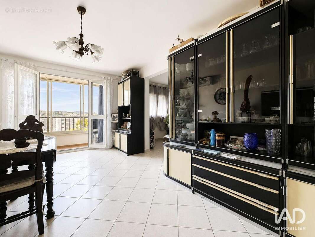 Photo 2 - Appartement à LA SEYNE-SUR-MER