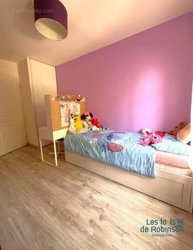 Appartement à LE PLESSIS-ROBINSON