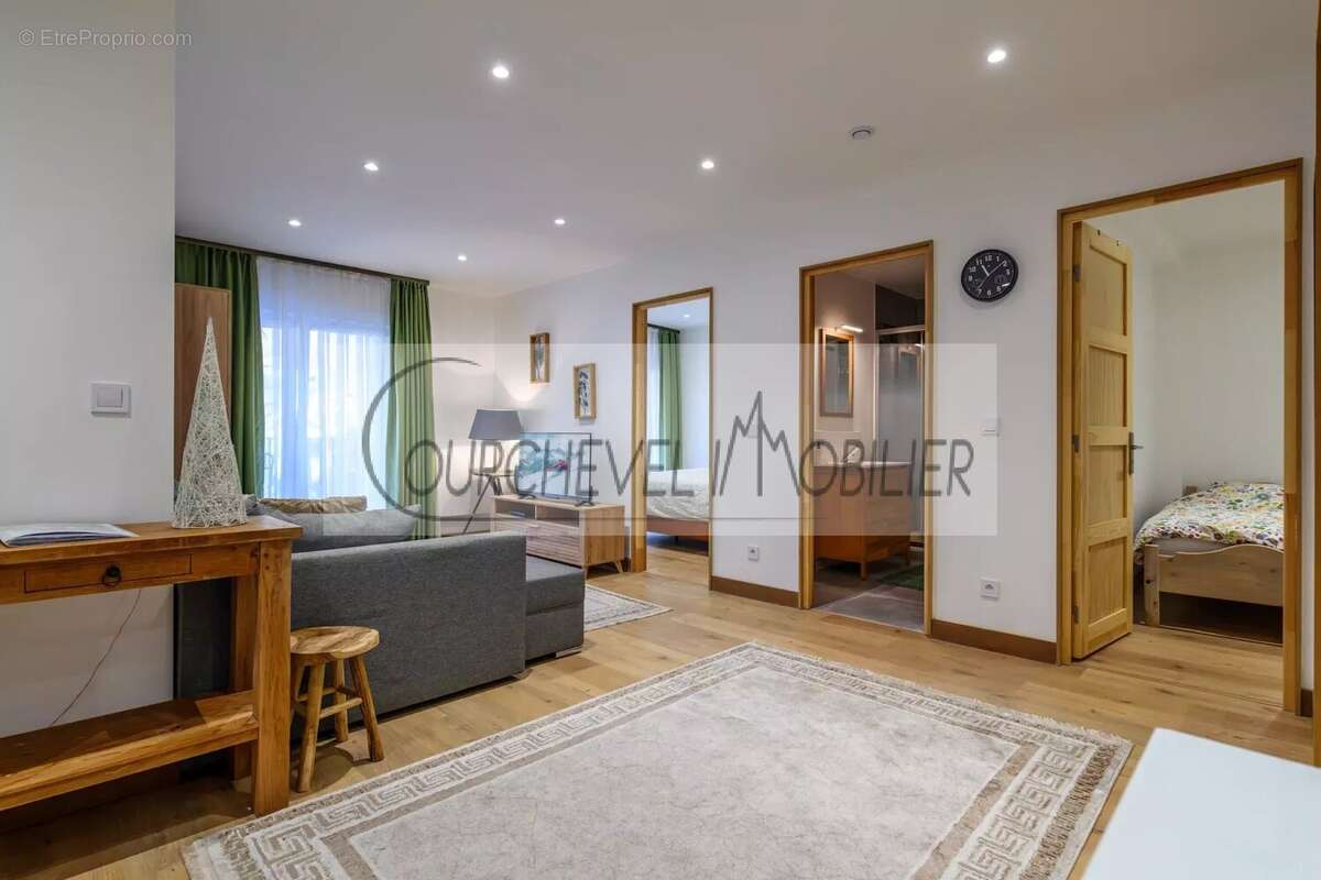 Appartement à BRIDES-LES-BAINS