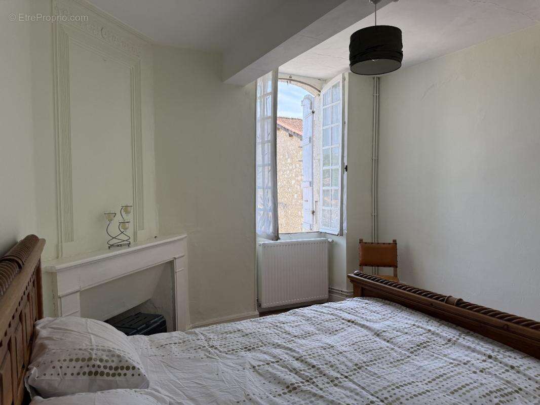 Maison à LA ROMIEU