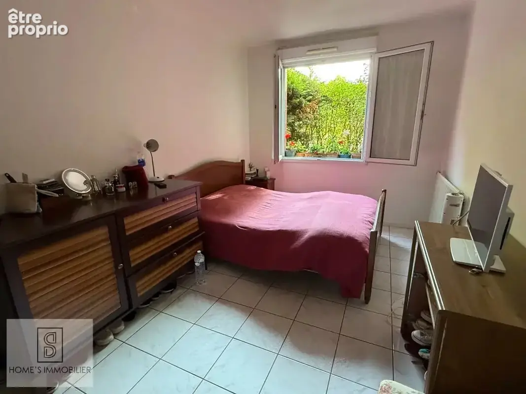 Appartement 4 pièces avec jardin privatif, terrasse et double parking - photo 5