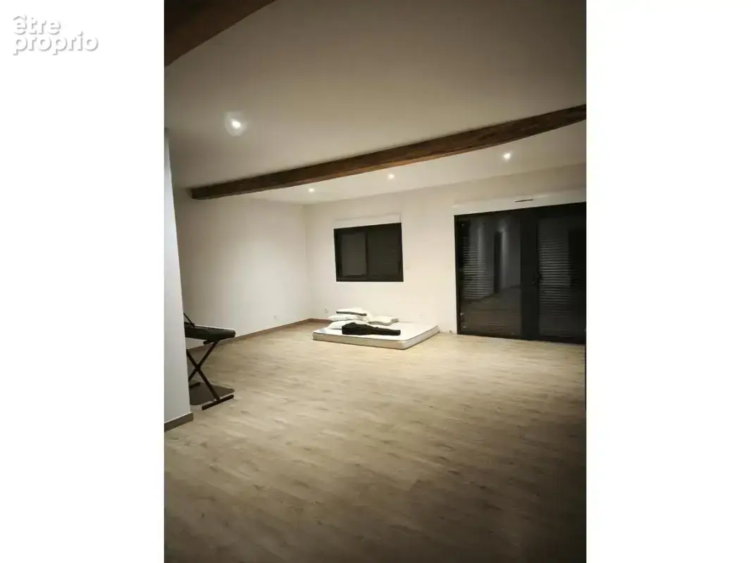 Maison 6 pièces 340 m² à vendre à Le Tallud (79200) - photo 3