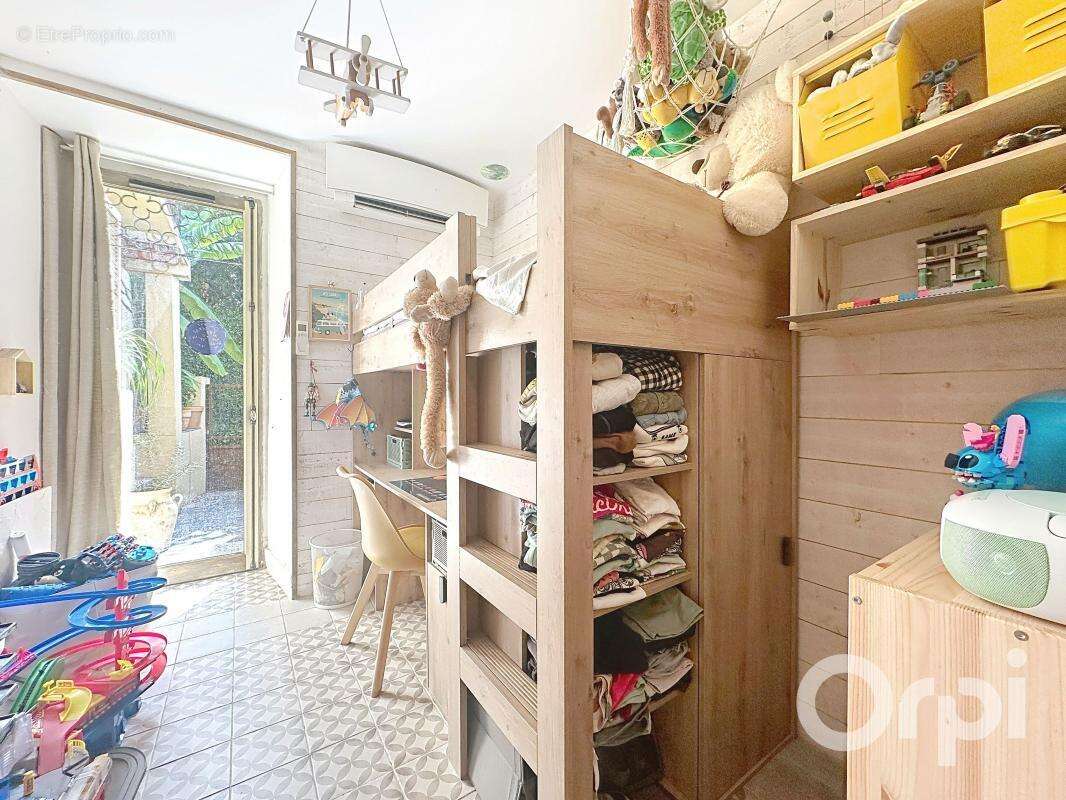 Maison à VILLENEUVE-LOUBET