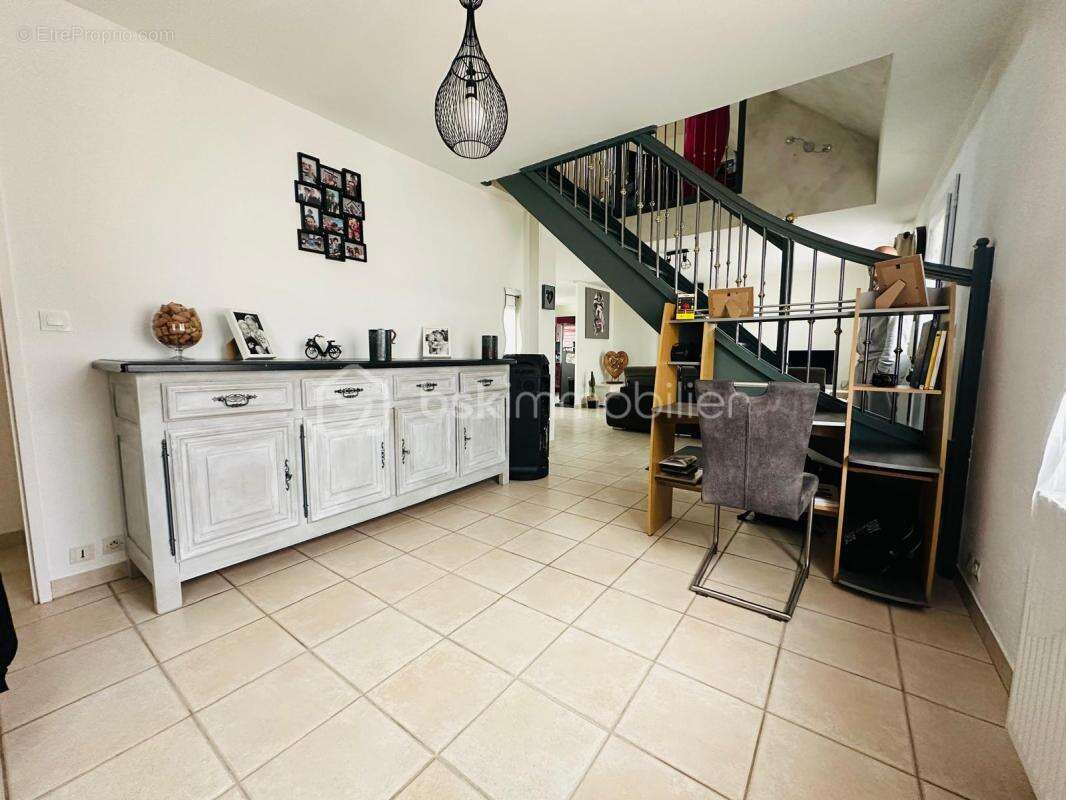 Maison à CERCOTTES