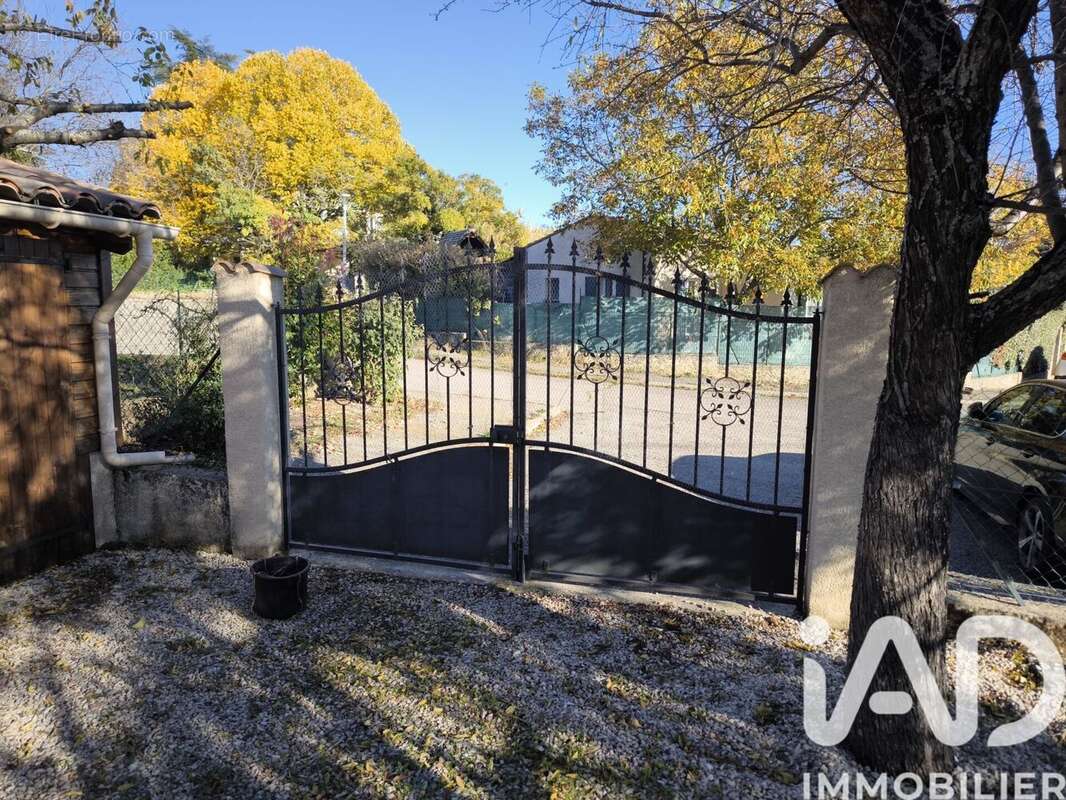 Photo 3 - Maison à SAINT-ETIENNE-LES-ORGUES