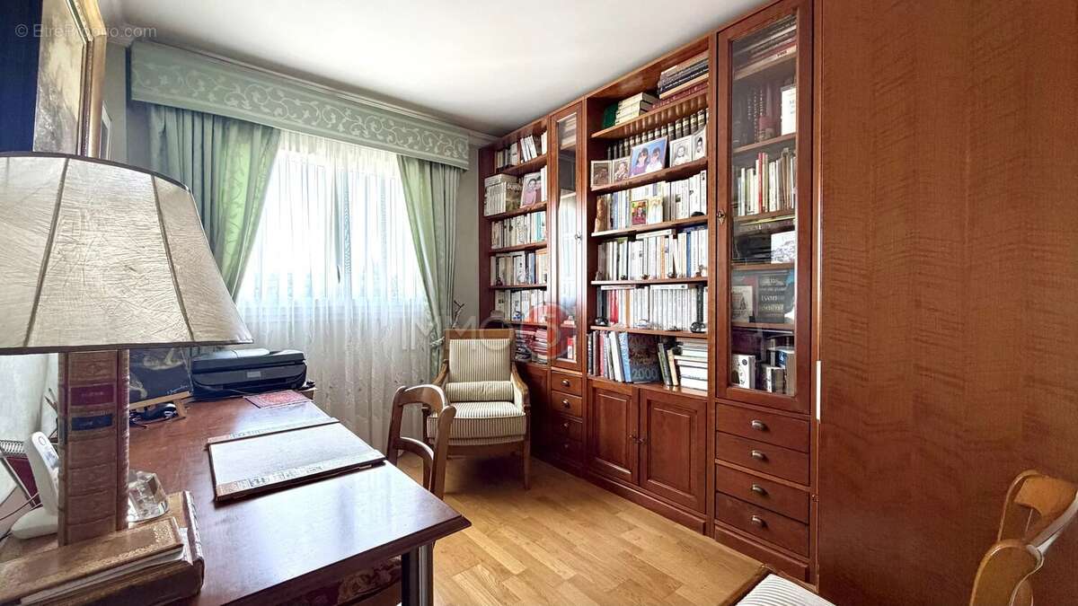 Appartement à VILLEMOMBLE