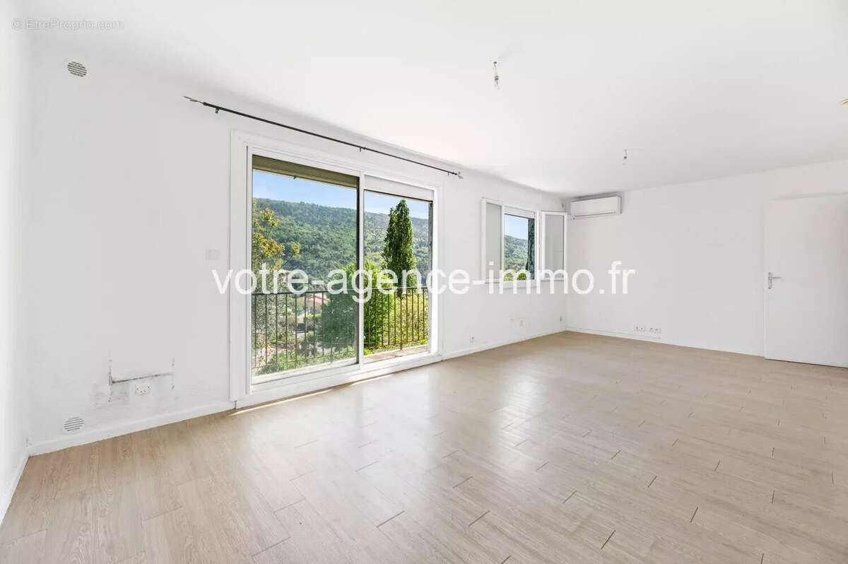 Maison à BENDEJUN