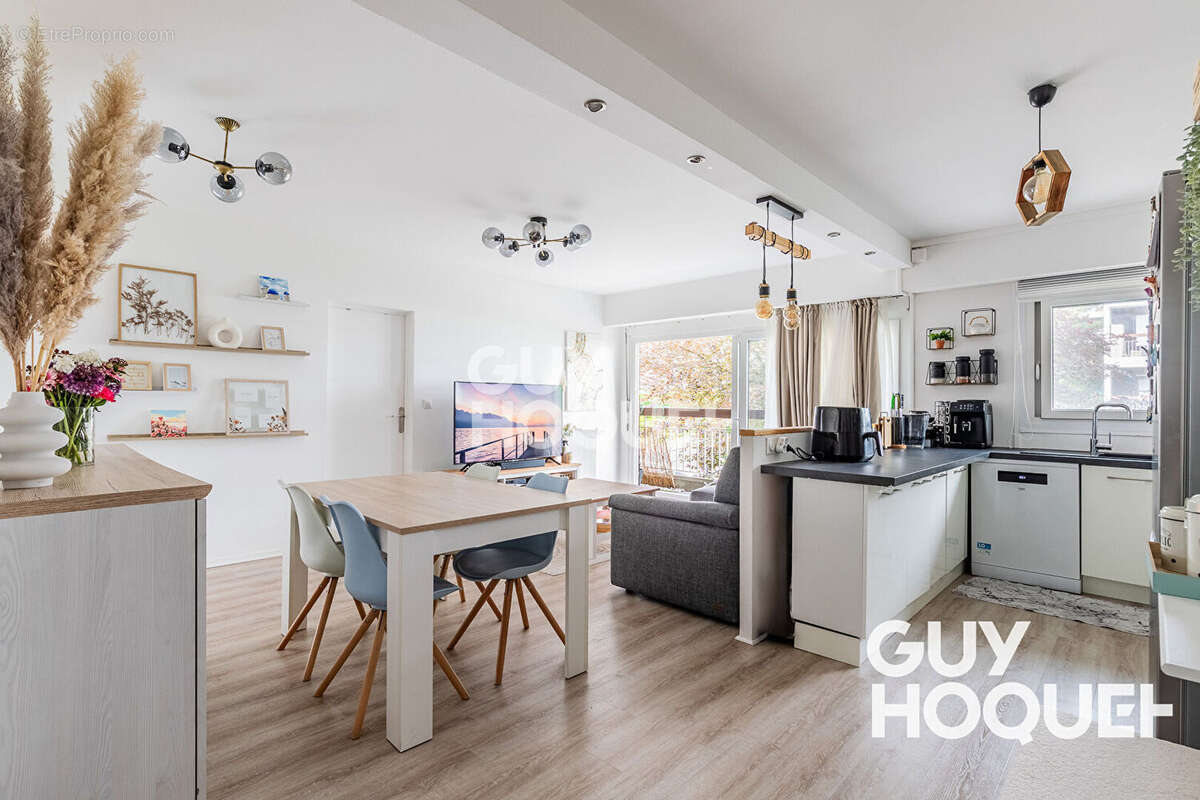 Appartement à ATHIS-MONS