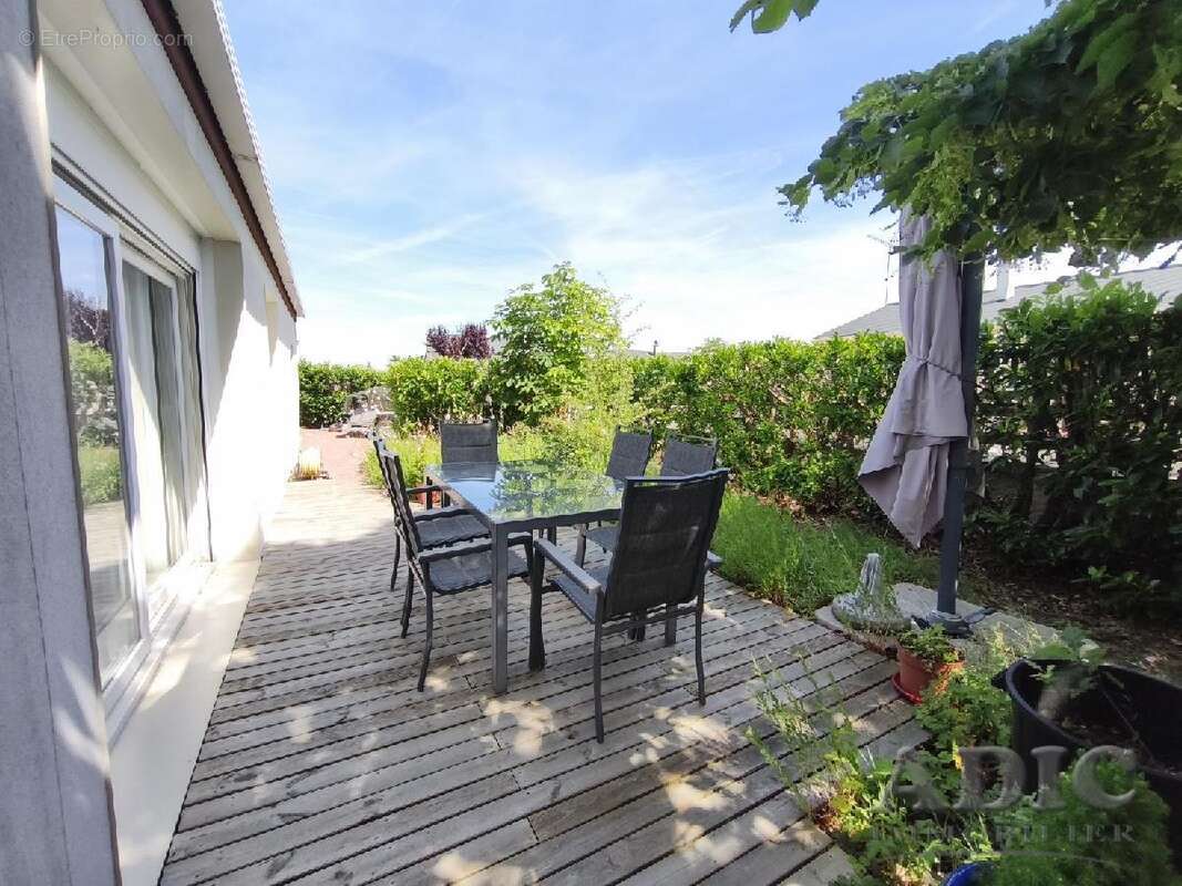 Maison 124 m² à Othis  - photo 2