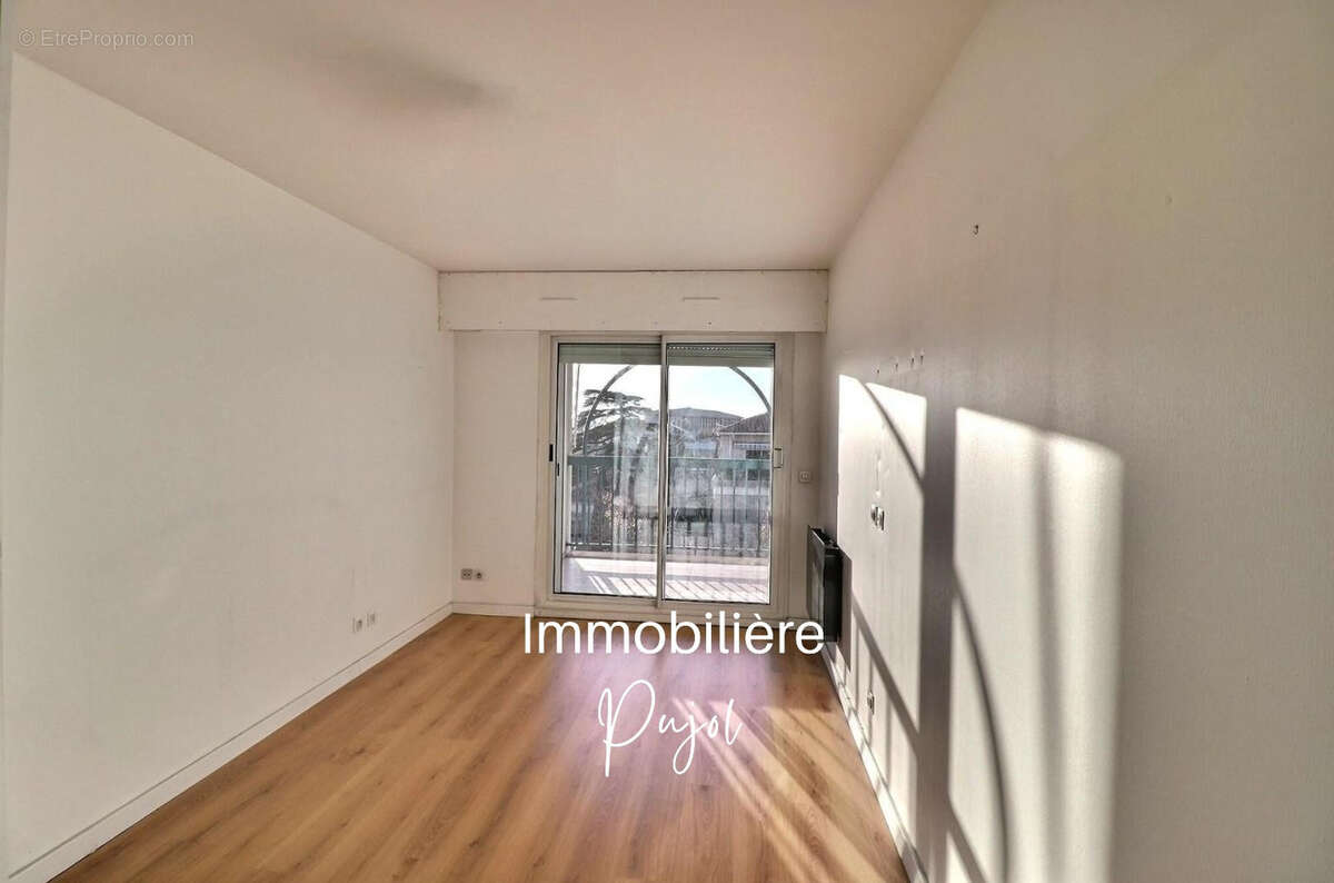 Appartement à MARSEILLE-12E