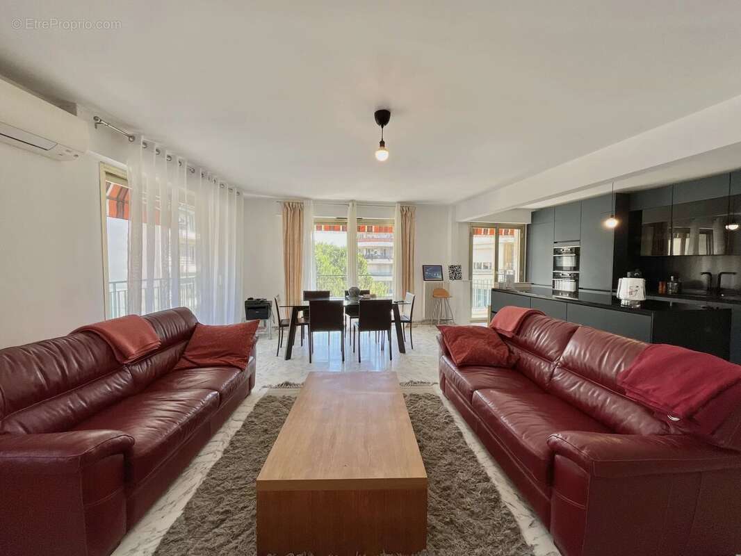 Appartement à NICE