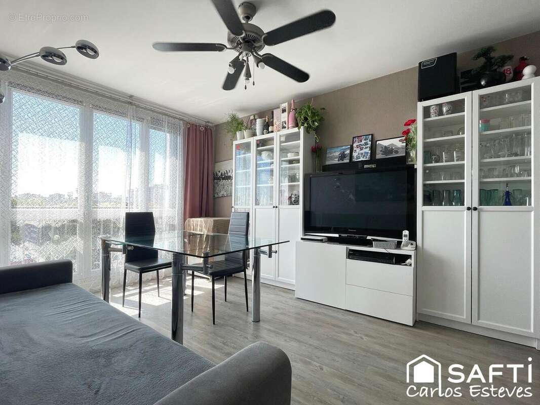 Photo 2 - Appartement à VITRY-SUR-SEINE