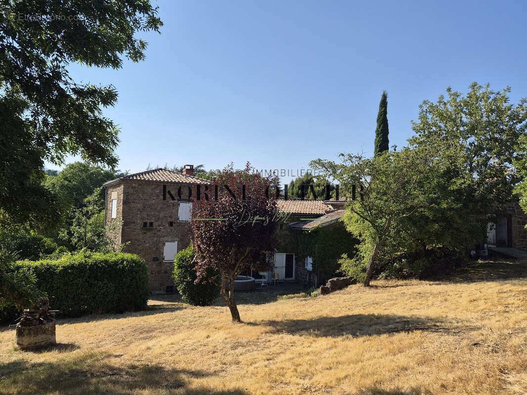 Maison en pierre de caractère   215 m2 Vue Ardèche - photo 16