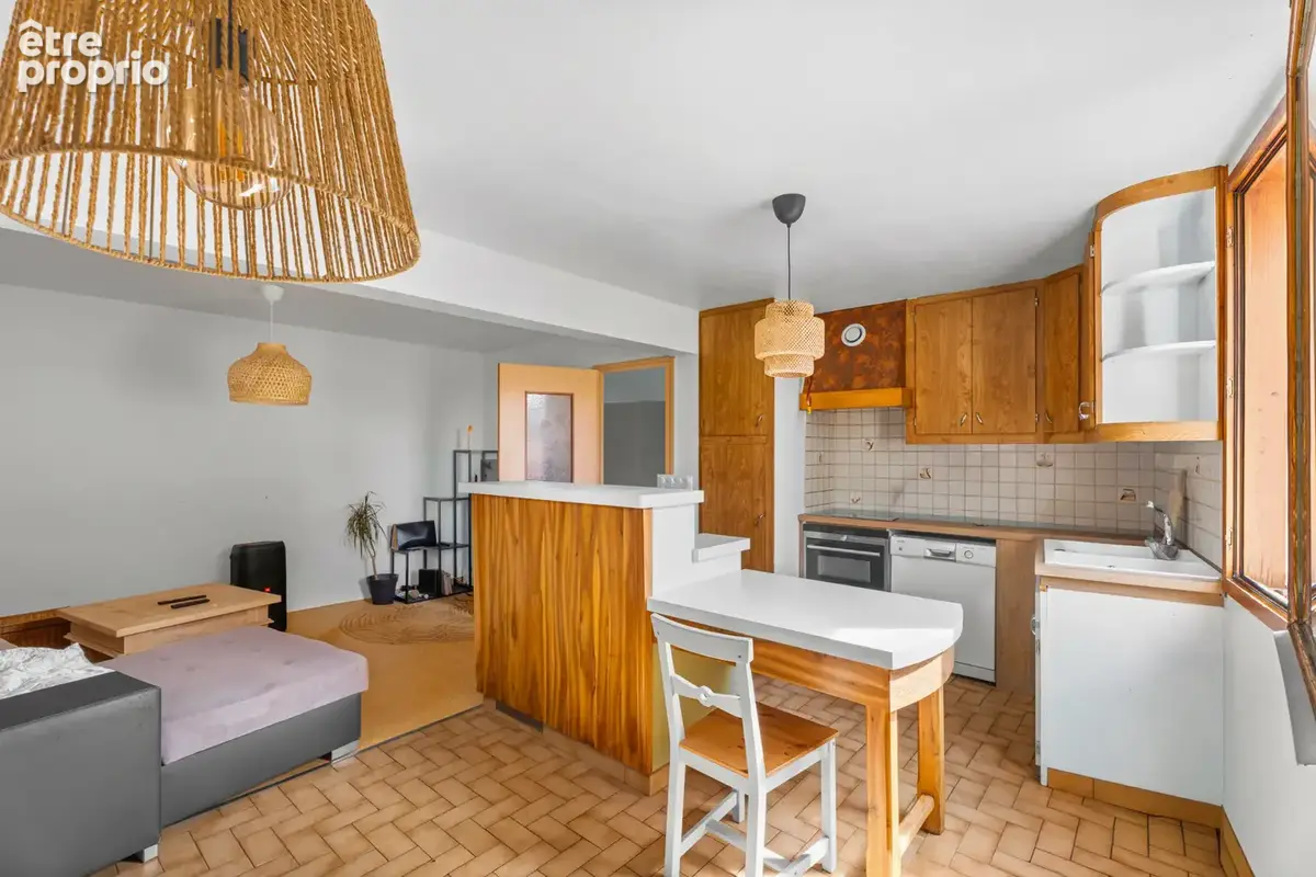 À vendre   t3 de 65,80 m2   2 chambres   garage fermé   à 2 km de plagne montalbert - photo 1