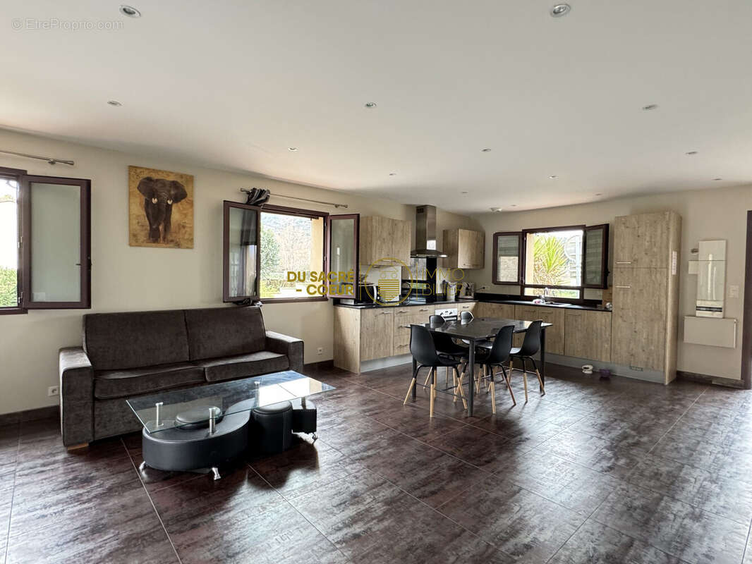 Appartement à PRADES