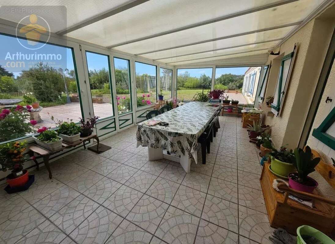 Maison à BOUIN