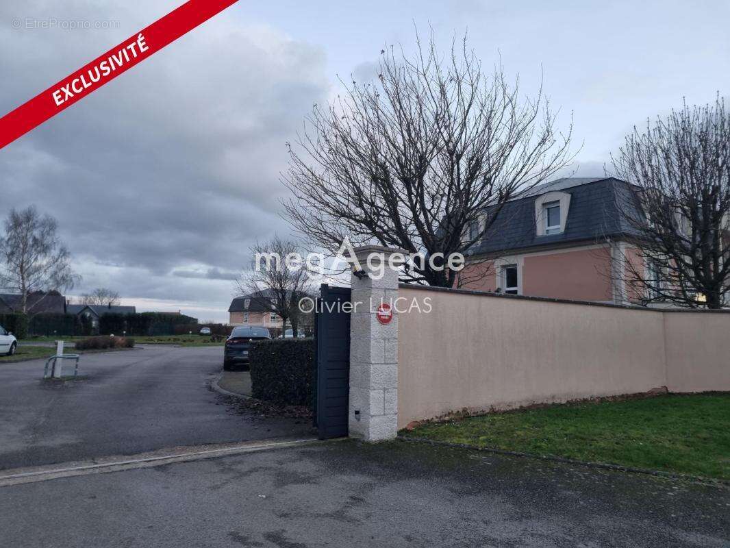 Appartement à MANNEVILLE-SUR-RISLE