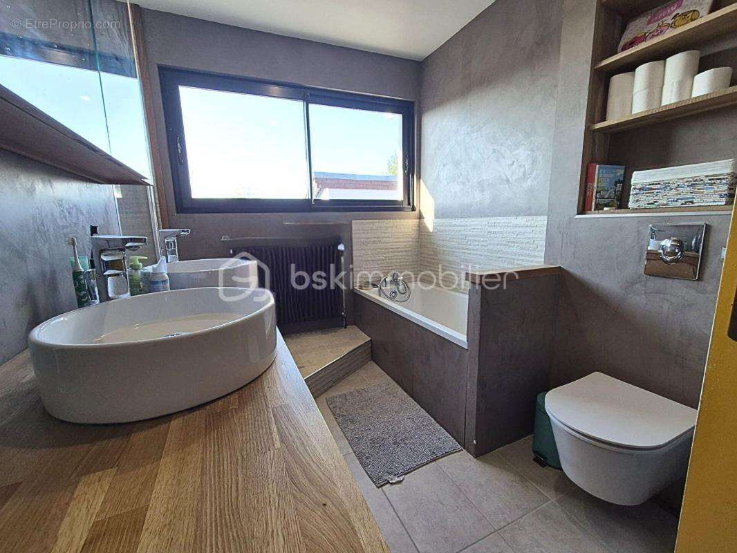 Maison à FLEURY-LES-AUBRAIS