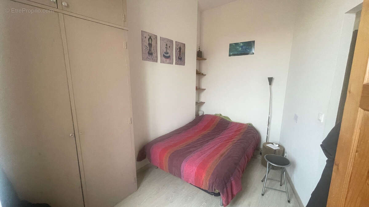 Appartement à MARSEILLE-5E