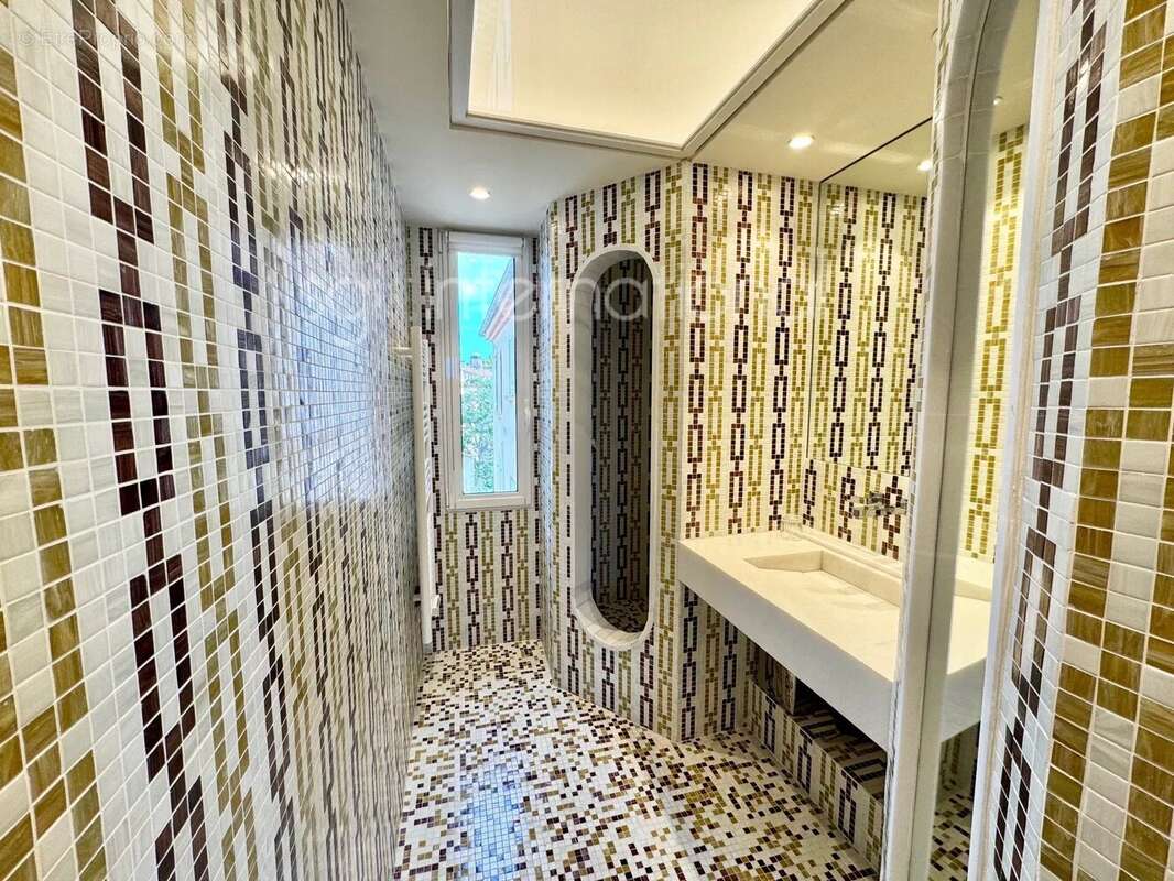 Appartement à SAINT-TROPEZ