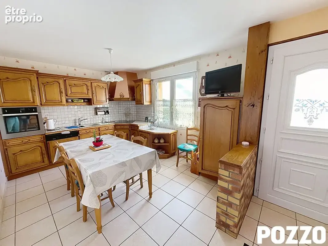 A VENDRE Maison Saint Brice De Landelles 5 pièce(s) 138 m2 - photo 5
