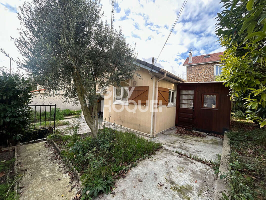 Maison à NEUILLY-PLAISANCE