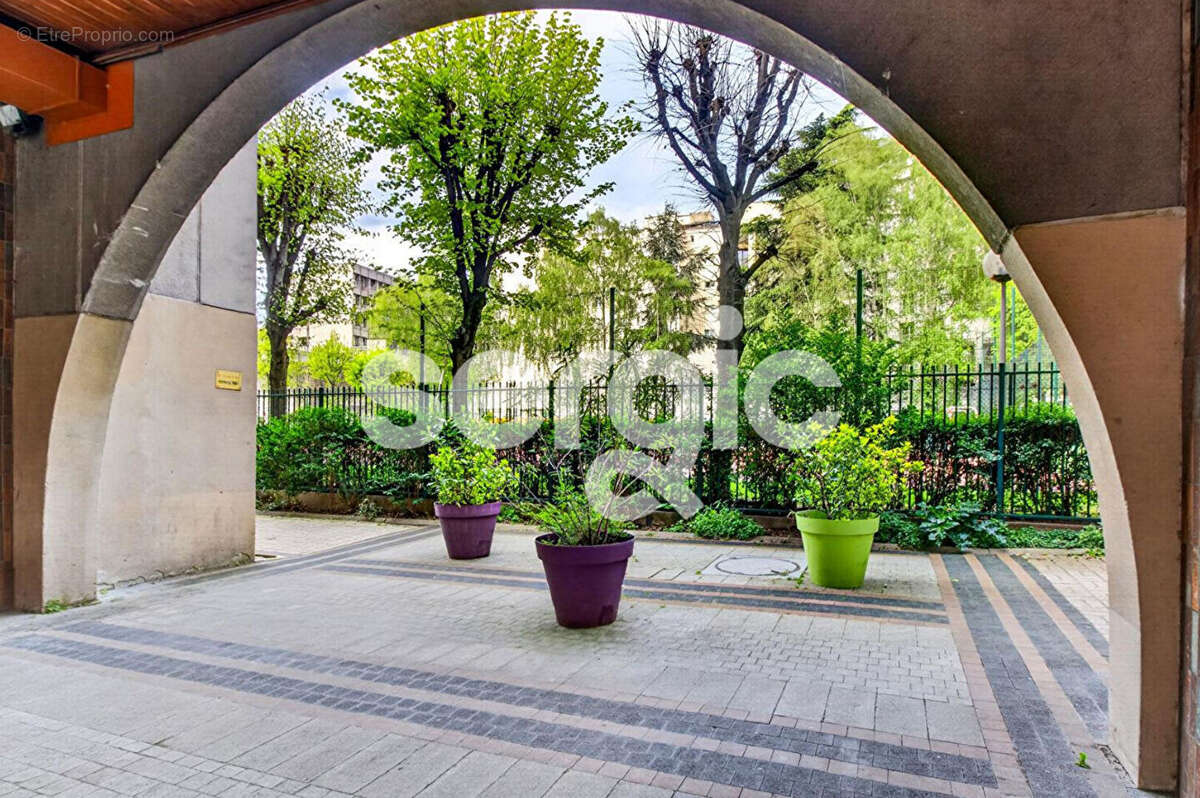 Appartement Paris 2 pièce(s) 50 m2 - photo 9
