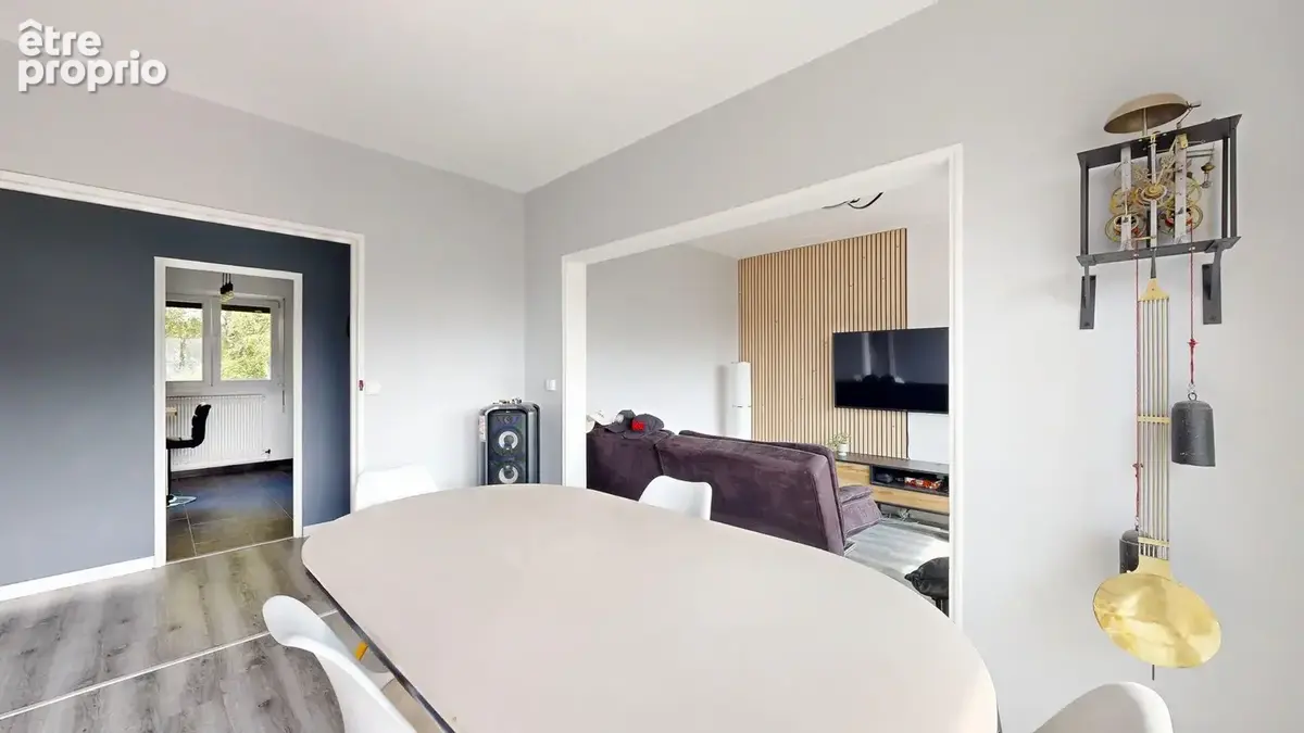 Besançon hauts des chaprais : t3 avec balcon, loggia, garage et cave - photo 2