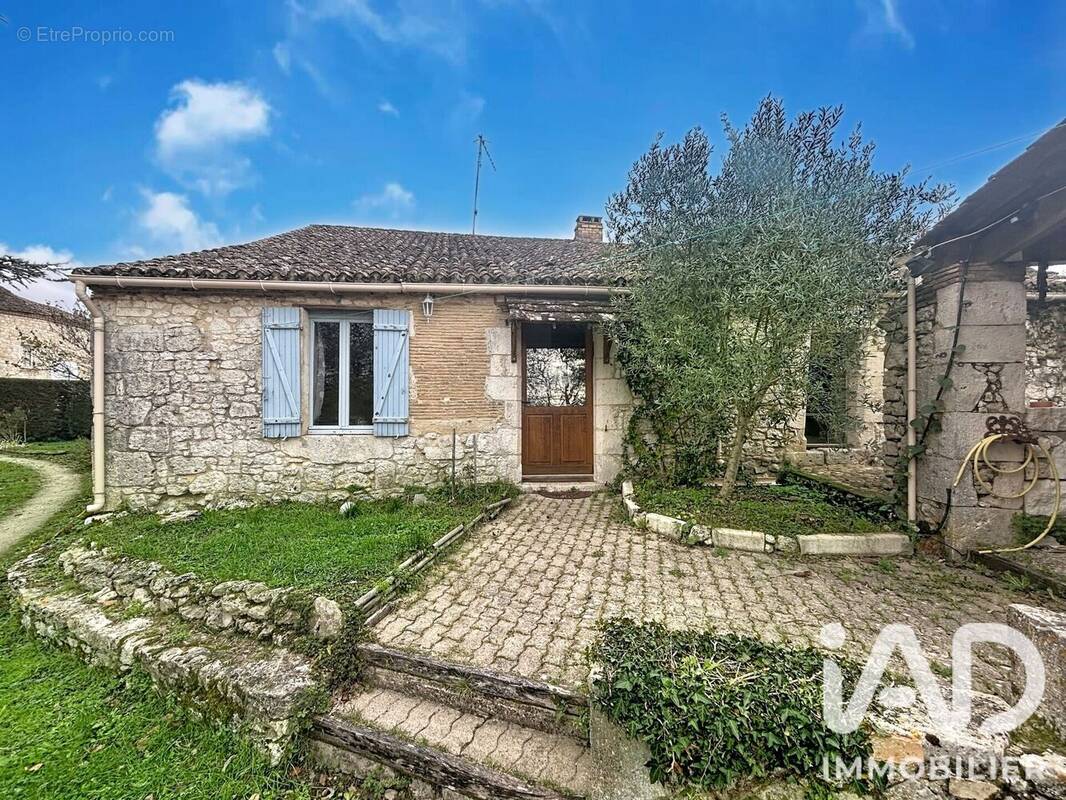 Photo 1 - Maison à SAINT-CERNIN-DE-LABARDE