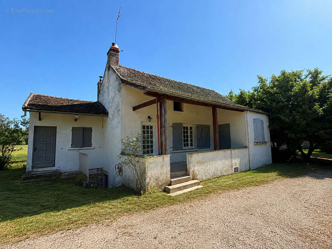 Maison à FONTAINES