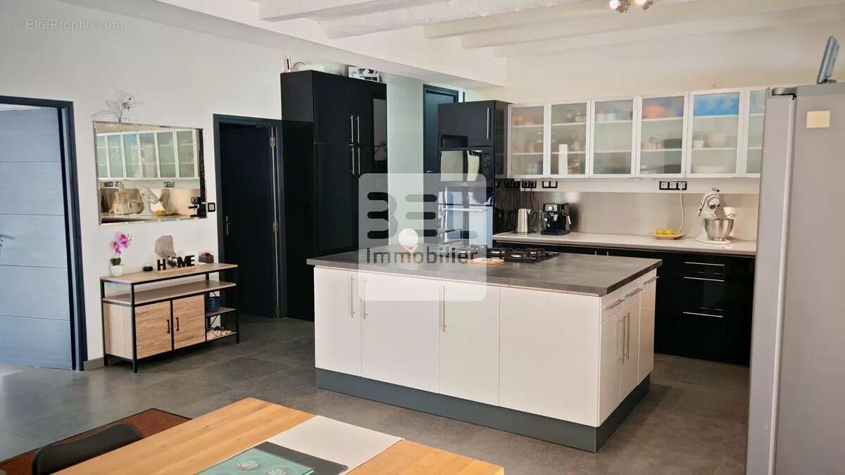 Maison à GOUDARGUES