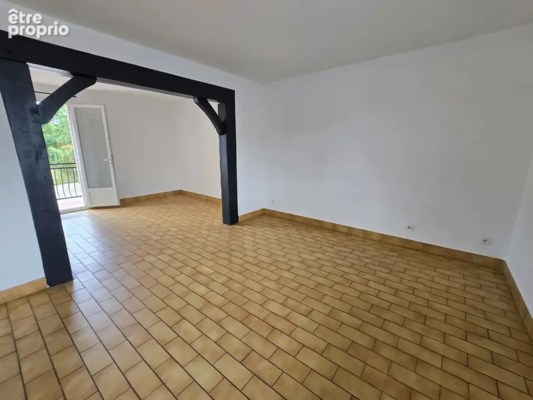 Maison 6 pièces à vendre à Sainte Geneviève des Bois - photo 2