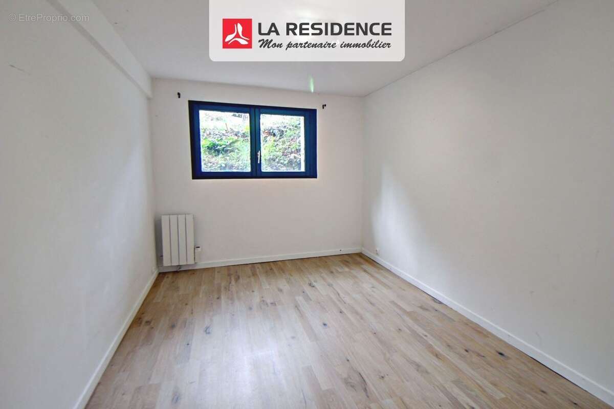 Maison 145 m² à Jouy-Mauvoisin  - photo 8
