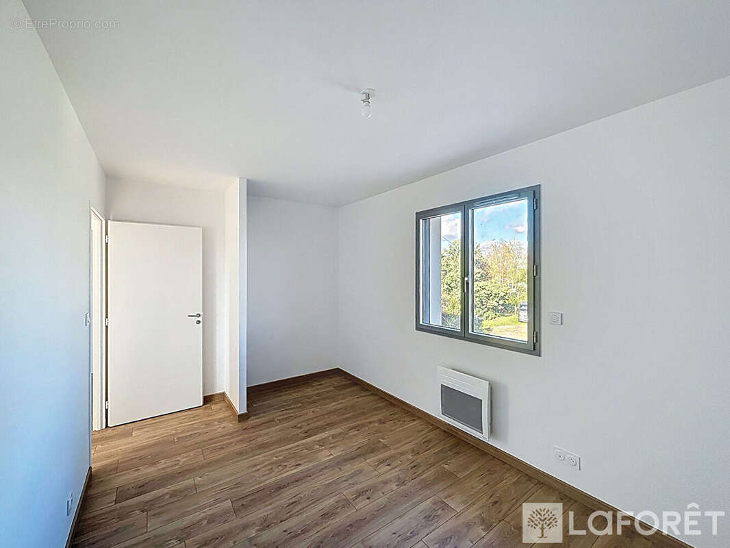 Maison à SAINT-LOUBES